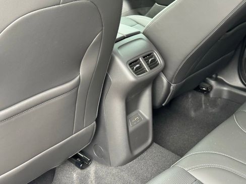 New 2025 Buick Envision Preferred image 23