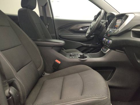 Used 2024 GMC Terrain SLE w/ Driver Convenience Package FWD image 21