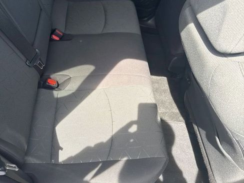 Used 2024 Toyota RAV4 XLE AWD/4WD image 4