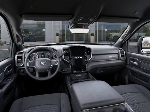 New 2026 RAM 2500 Big Horn AWD/4WD image 15