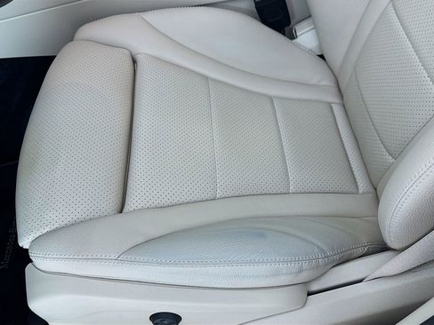 Used 2021 Mercedes-Benz GLC 300 4MATIC image 19