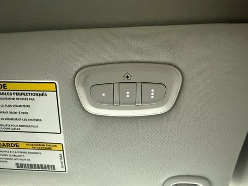 Used 2022 Jeep Cherokee Trailhawk w/ Sound & Nav Group image 33