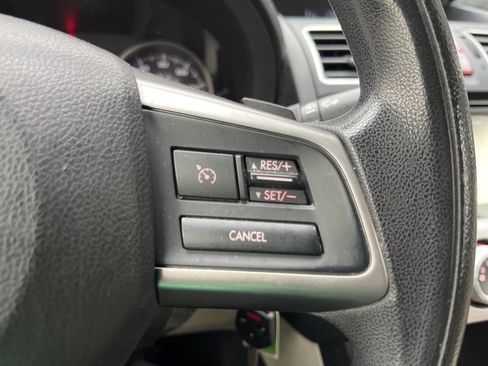 Used 2015 Subaru Crosstrek 2.0i Premium image 25
