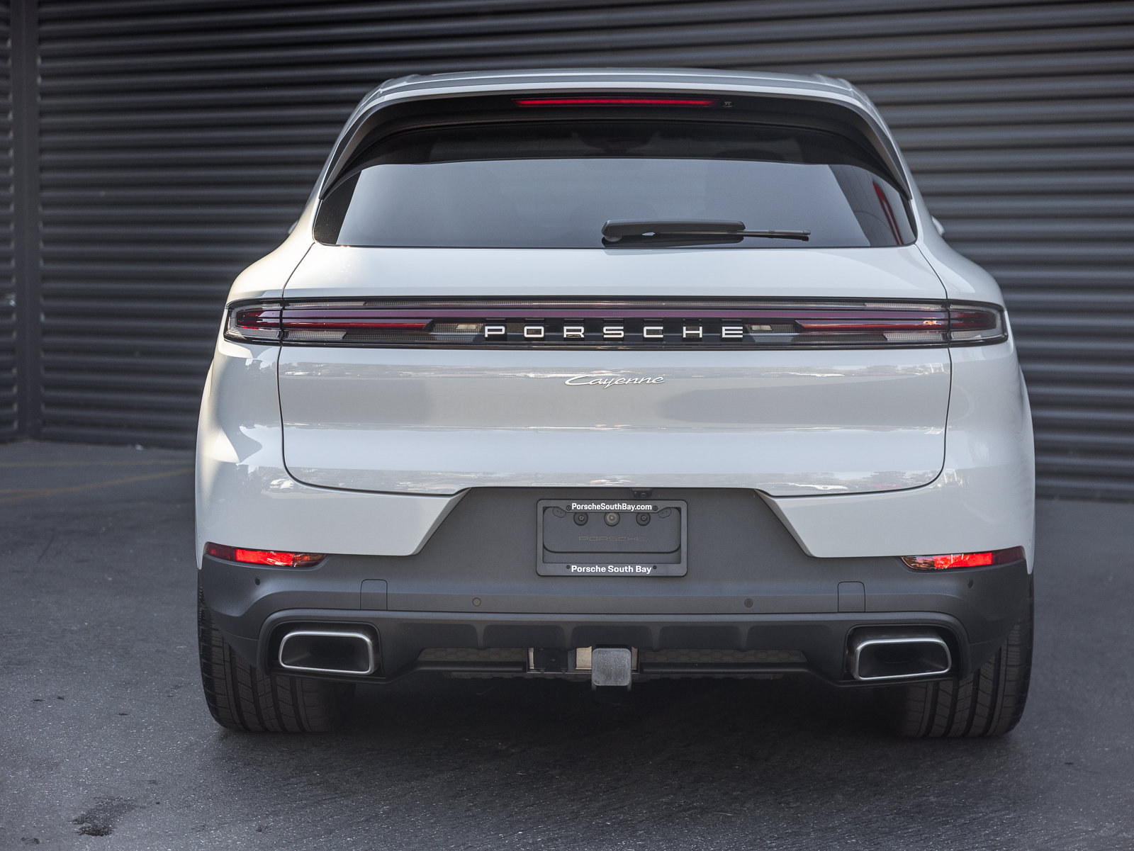 Certified 2025 Porsche Cayenne AWD/4WD image 8