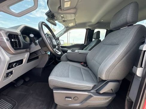 Used 2024 Ford F150 XLT RWD image 2