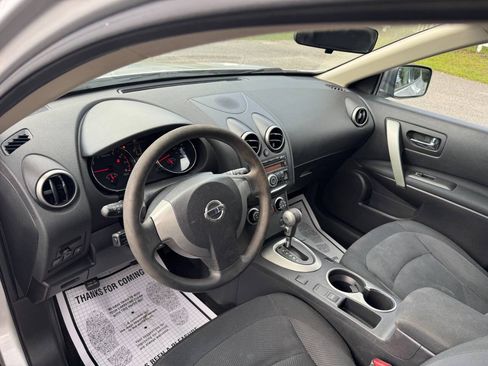 Used 2015 Nissan Rogue S FWD image 19