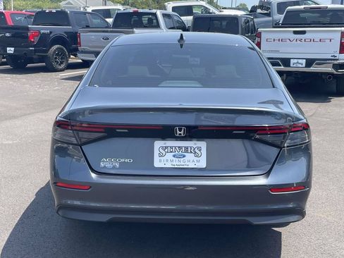 Used 2024 Honda Accord EX image 4
