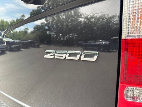 Used 2018 Mercedes-Benz Sprinter 2500 image 10