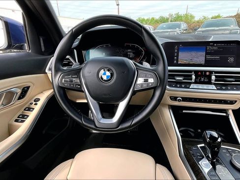 Used 2022 BMW 330i Sedan w/ Driving Assistance Package image 6