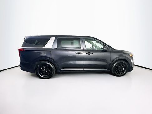 Used 2026 Kia Carnival FWD image 10
