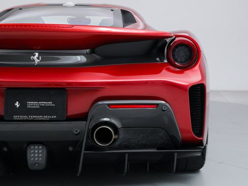 Certified 2019 Ferrari 488 Pista Coupe image 44