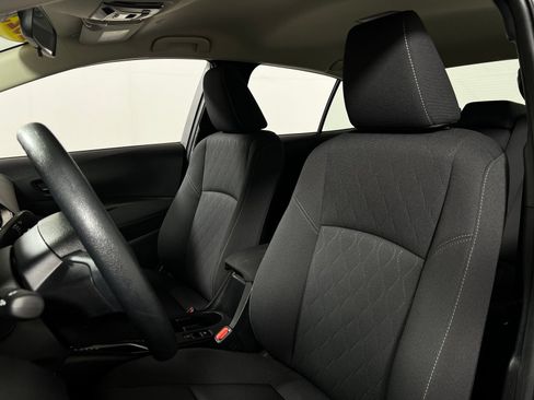 Certified 2025 Toyota Corolla LE FWD image 12