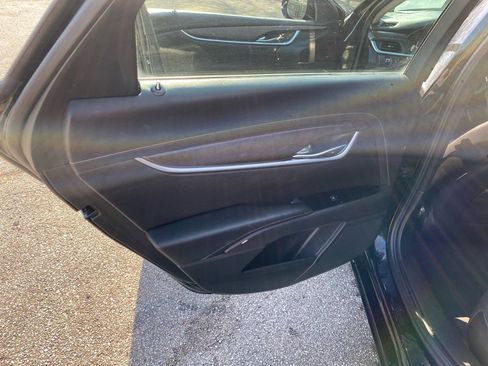 Used 2019 Cadillac XTS Luxury image 19