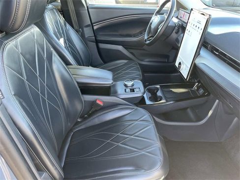 Certified 2023 Ford Mustang Mach-E Select image 36