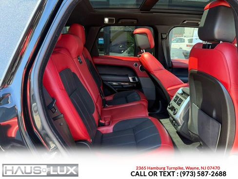 Used 2020 Land Rover Range Rover Sport HST image 22