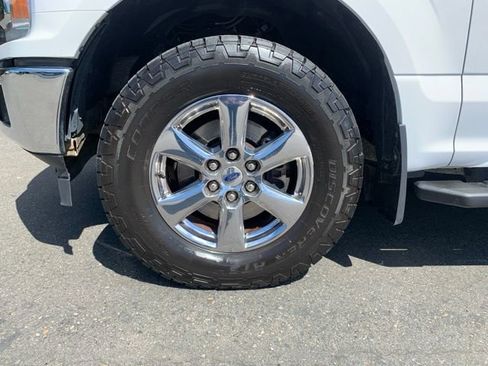 Used 2019 Ford F150 XLT w/ Equipment Group 302A Luxury AWD/4WD image 10