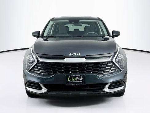 Used 2025 Kia Sportage LX AWD/4WD image 2