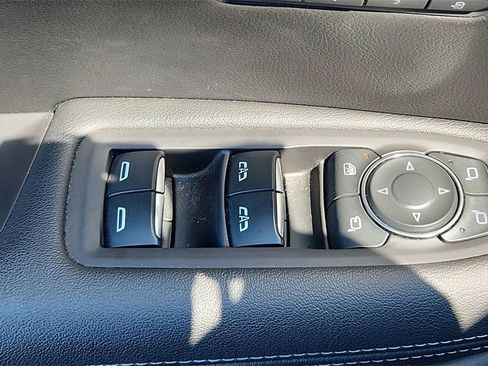 Used 2021 Cadillac XT5 Sportv image 13