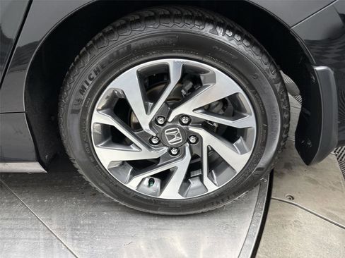 Used 2017 Honda Civic EX image 27