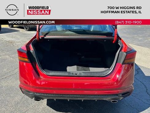 Used 2024 Nissan Altima 2.5 SR AWD/4WD image 13