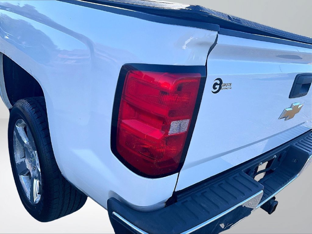 Used 2015 Chevrolet Silverado 1500 LT w/ LT Convenience Package AWD/4WD image 26