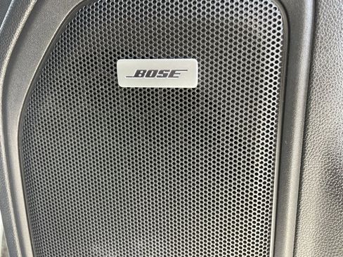 Certified 2020 GMC Sierra 1500 AT4 w/ Off-Road Performance Package image 18