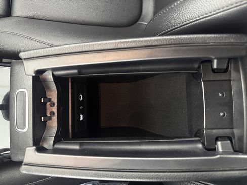 Used 2025 Mercedes-Benz CLA 250 image 31