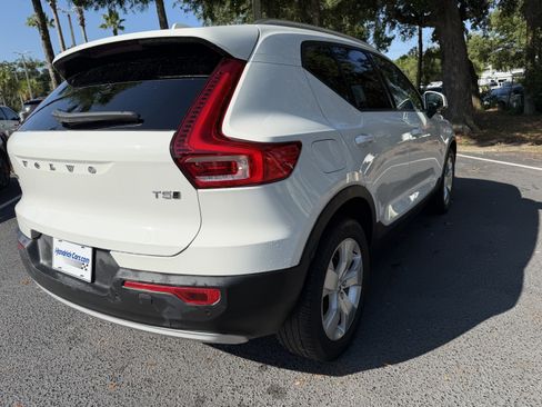 Used 2020 Volvo XC40 T5 Momentum AWD/4WD image 10