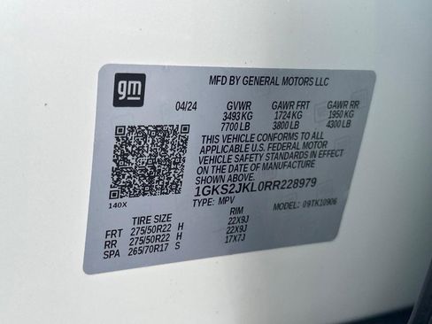 Used 2024 GMC Yukon XL Denali w/ Denali Reserve Package image 23