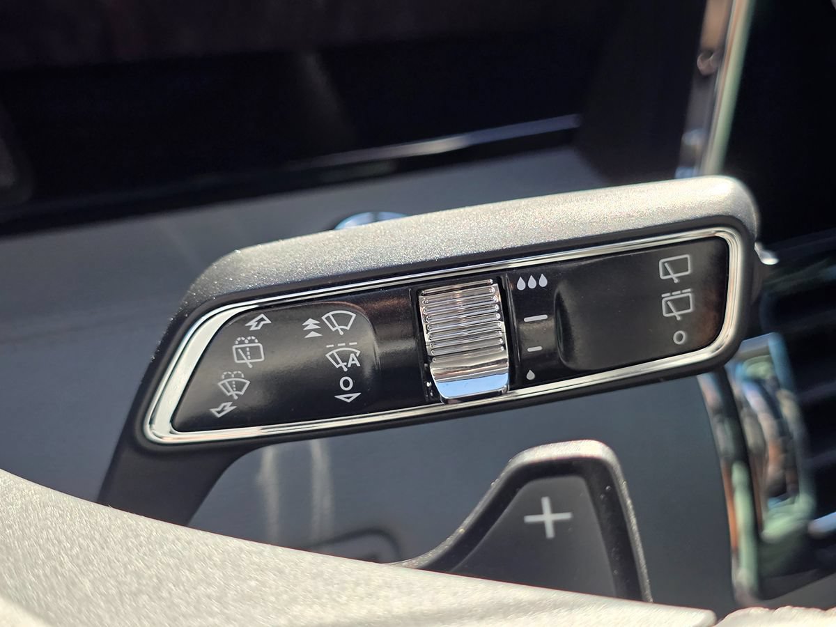 Used 2018 Lincoln Navigator L Select w/ Technology Package RWD image 51