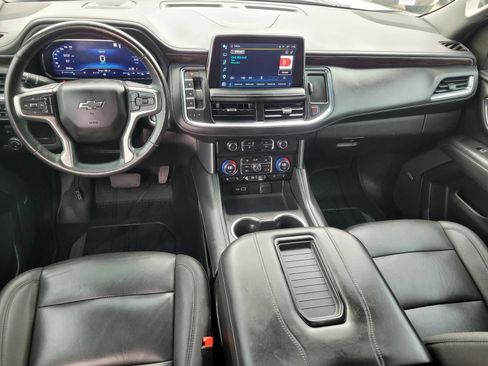 Used 2023 Chevrolet Suburban Z71 w/ Luxury Package AWD/4WD image 21