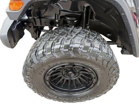 Used 2018 Jeep Wrangler Unlimited Rubicon w/ LED Lighting Group image 8