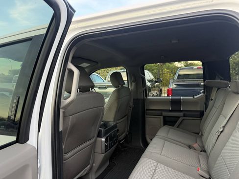 Used 2019 Ford F150 XLT w/ Trailer Tow Package RWD image 12