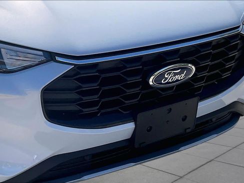 Used 2025 Ford Escape ST-Line FWD image 29