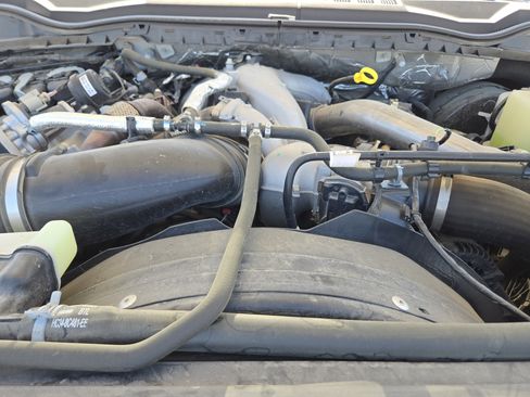 Certified 2022 Ford F250 Lariat w/ Lariat Value Package image 29