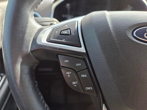Used 2016 Ford Edge Sport w/ Technology Package AWD/4WD image 21