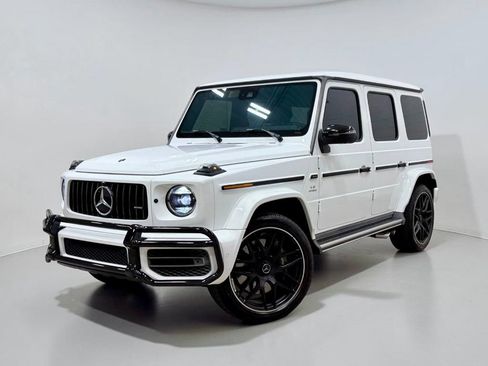 Used 2022 Mercedes-Benz G 63 AMG 4MATIC w/ AMG Performance Package image 2