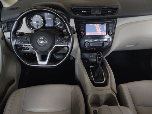 Used 2020 Nissan Rogue Sport SL w/ Premium Package FWD image 22