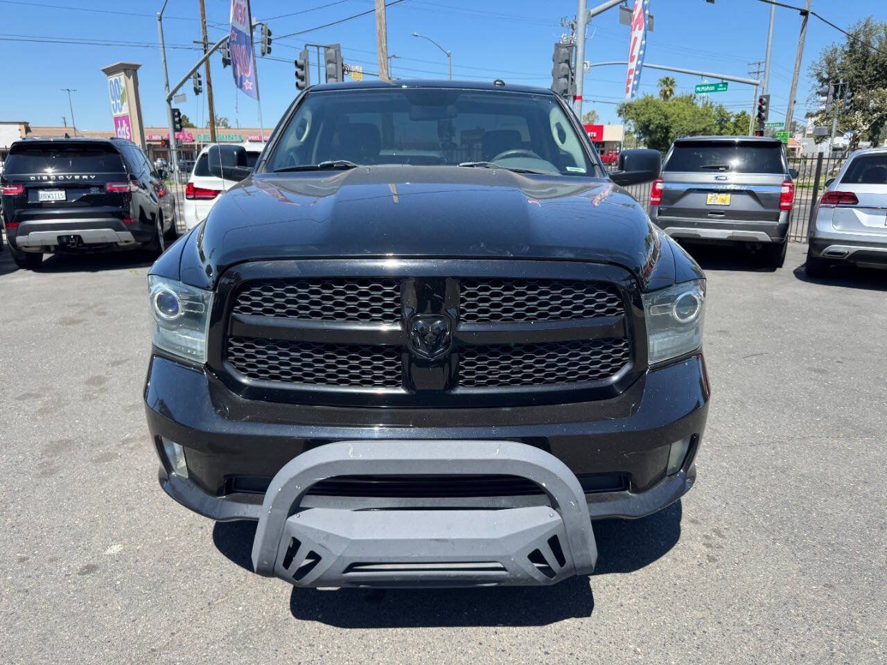 Used 2014 RAM 1500 Express RWD image 3