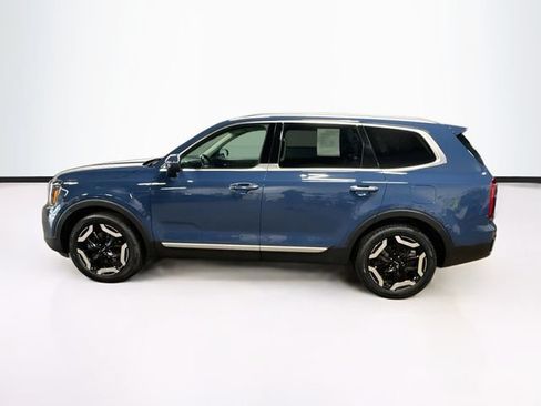 Used 2023 Kia Telluride S w/ S Sunroof Package AWD/4WD image 4
