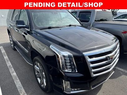 Used 2017 Cadillac Escalade Luxury