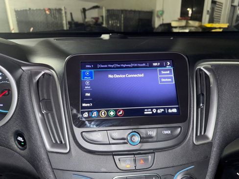 Used 2022 Chevrolet Malibu LT image 19