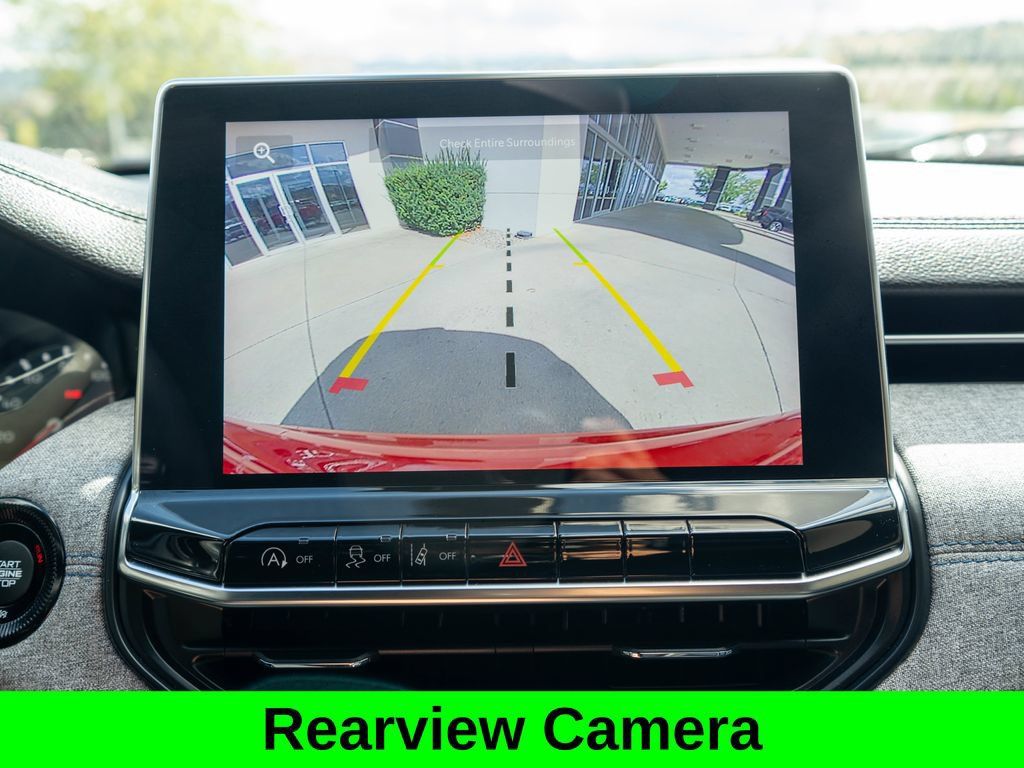 Used 2023 Jeep Compass Latitude w/ Sun and Sound Group AWD/4WD image 23