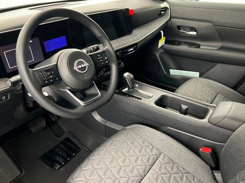 New 2026 Nissan Kicks SV w/ SV Premium Package FWD image 15