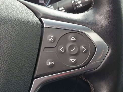 Certified 2023 Chevrolet Traverse RS image 25