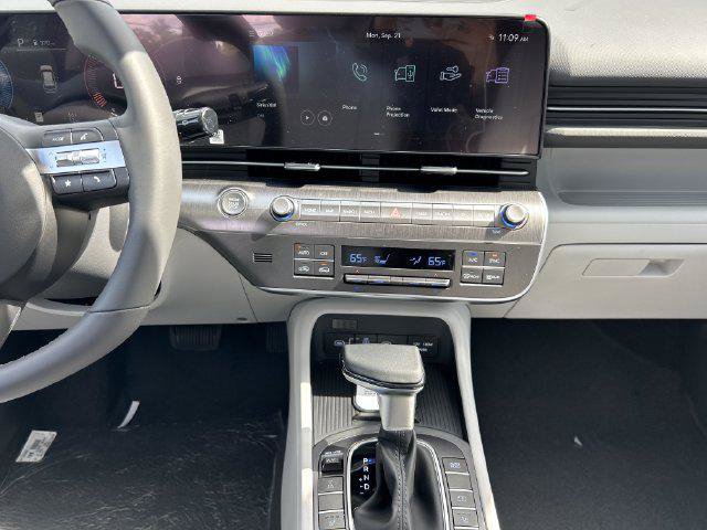New 2027 Hyundai Kona SEL Sport AWD/4WD image 18