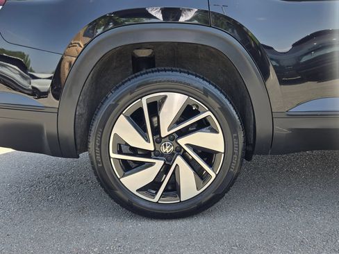 Used 2024 Volkswagen Atlas SE FWD image 17