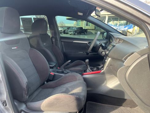 Used 2017 Nissan Sentra NISMO image 27