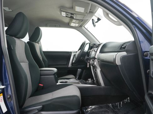 Used 2019 Toyota 4Runner SR5 image 11