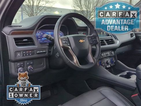 Used 2023 Chevrolet Suburban High Country image 5